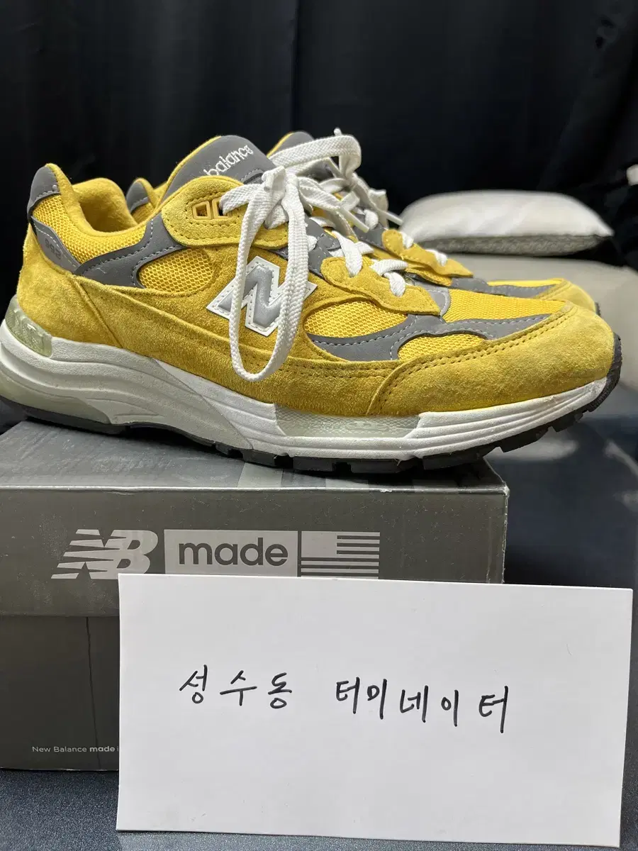 뉴발란스 m992 usa 골드크림 265size